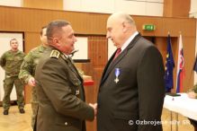 Slvnostn zhromadenie pri prleitosti ocenenia rektora vojenskej akadmie 