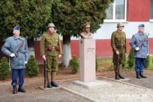 Na Sliači spomínali na svojho patróna-hrdinu generálmajora Otta Smika